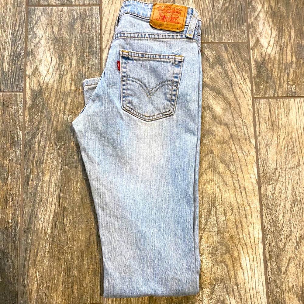 519 Levi’s low flare junior jeans low stretch